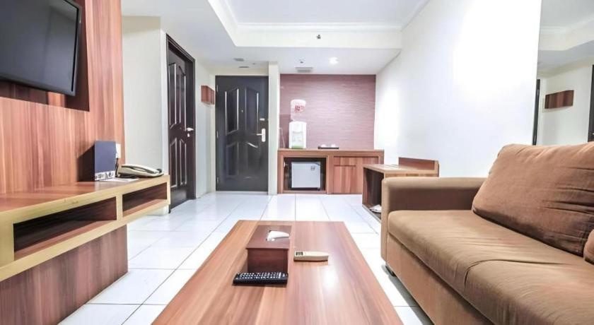 Great Western Hotel & Resort Serpong - Tangerang Buitenkant foto