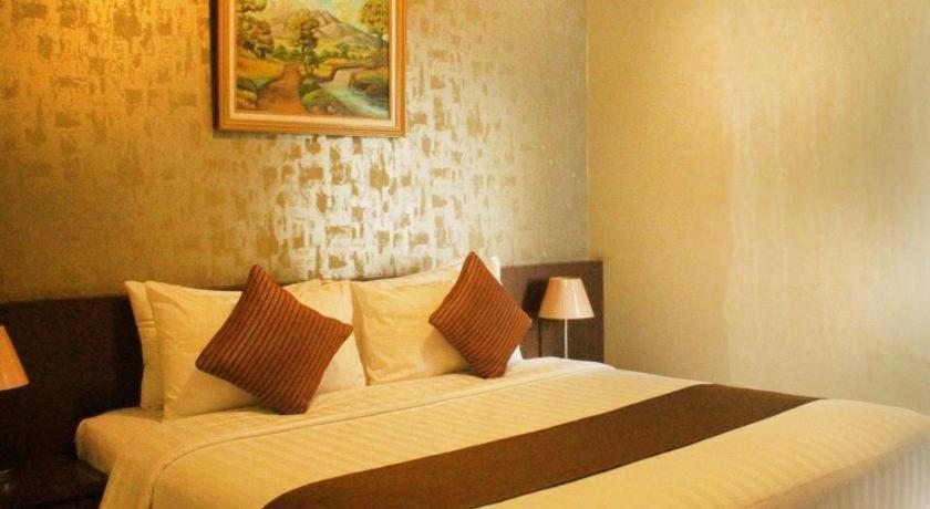 Great Western Hotel & Resort Serpong - Tangerang Buitenkant foto