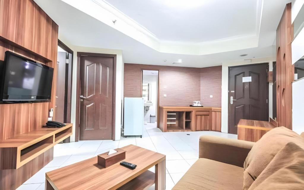 Great Western Hotel & Resort Serpong - Tangerang Buitenkant foto
