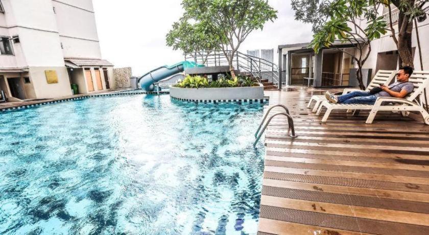 Great Western Hotel & Resort Serpong - Tangerang Buitenkant foto