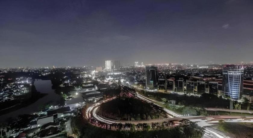 Great Western Hotel & Resort Serpong - Tangerang Buitenkant foto