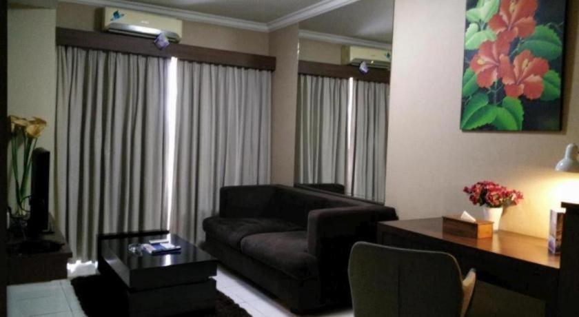 Great Western Hotel & Resort Serpong - Tangerang Buitenkant foto